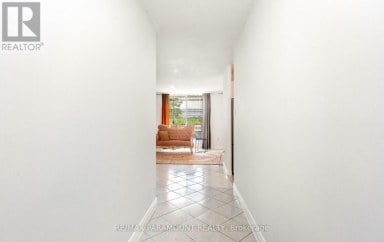 303 - 1881 JANE STREET Toronto (Rustic) Ontario photo 12
