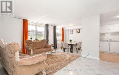 303 - 1881 JANE STREET Toronto (Rustic) Ontario photo 23
