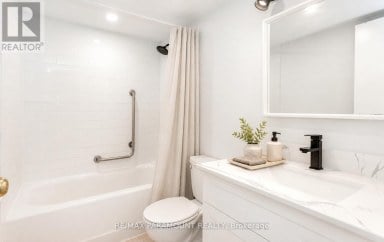 303 - 1881 JANE STREET Toronto (Rustic) Ontario photo 29