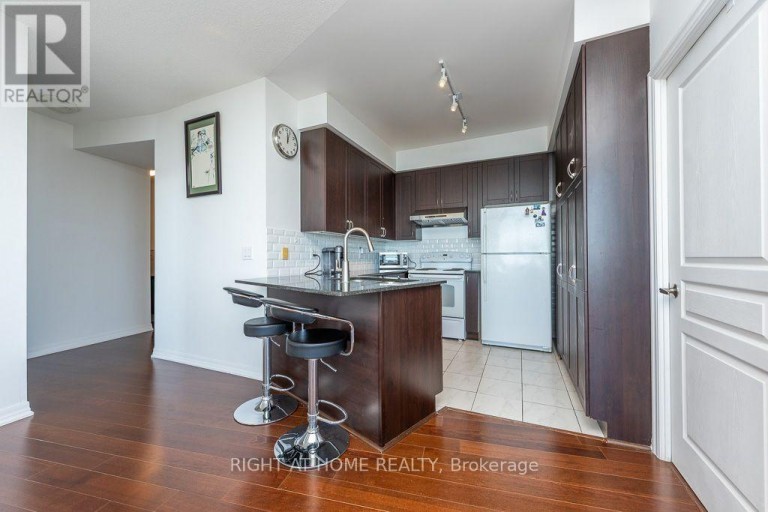 2802 - 223 WEBB DRIVE, Mississauga (City Centre), Ontario, L5B0E8