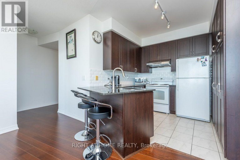 2802 - 223 WEBB DRIVE, Mississauga (City Centre), Ontario, L5B0E8