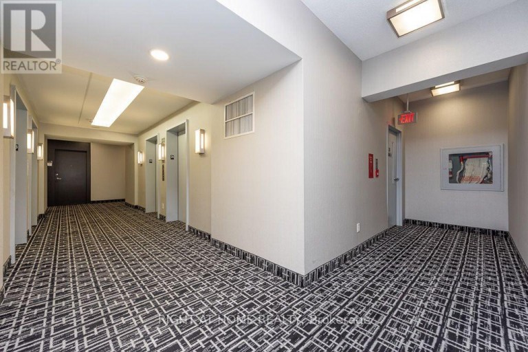 2802 - 223 WEBB DRIVE, Mississauga (City Centre), Ontario, L5B0E8