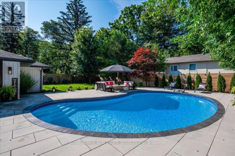 169 OAKES DRIVE, Mississauga (Mineola), Ontario, L5G3M2