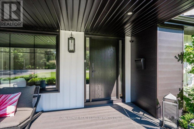 169 OAKES DRIVE, Mississauga (Mineola), Ontario, L5G3M2