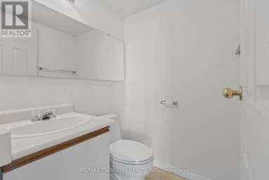 905 - 9 BONHEUR COURT Brantford Ontario photo 16