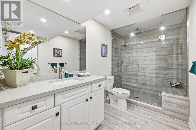 305 CALEDON AVENUE, Hamilton (Yeoville), Ontario, L9C3C9