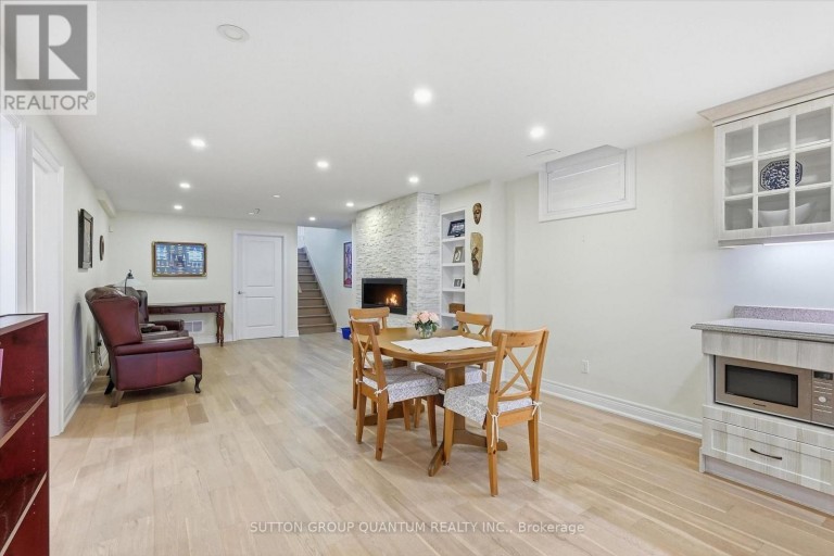 305 CALEDON AVENUE, Hamilton (Yeoville), Ontario, L9C3C9