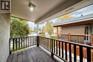 7409 37 Avenue NW Calgary Alberta photo 18