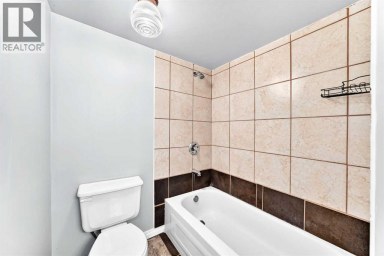 7409 37 Avenue NW Calgary Alberta photo 31