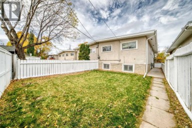 7409 37 Avenue NW Calgary Alberta photo 42