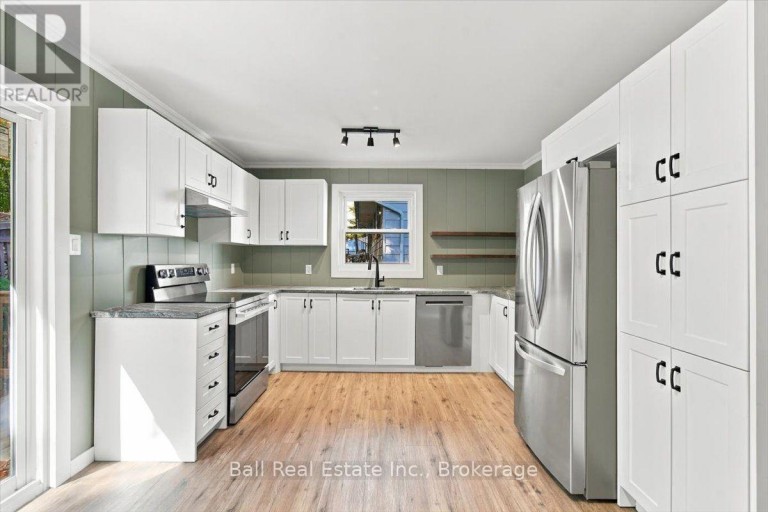 16 MAPLE STREET, Bancroft (Bancroft Ward), Ontario, K0L1C0
