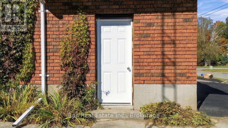 16 MAPLE STREET, Bancroft (Bancroft Ward), Ontario, K0L1C0