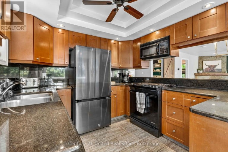 79 OAKRIDGE ROAD, Trent Lakes, Ontario, K0M1A0
