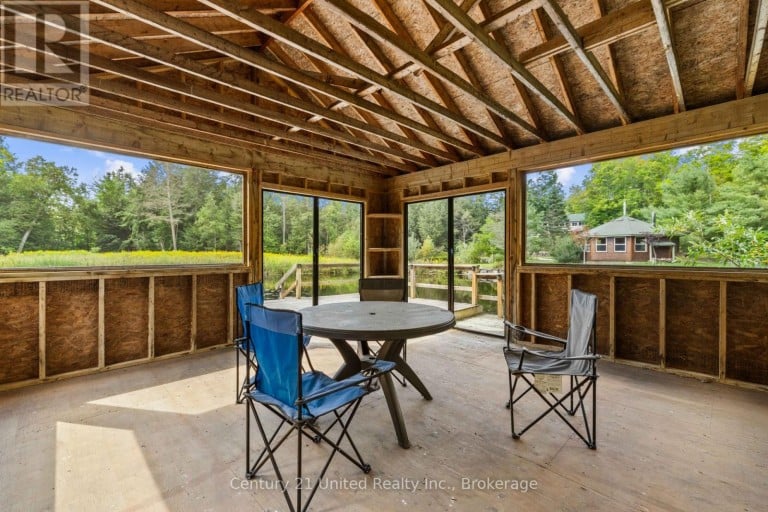 79 OAKRIDGE ROAD, Trent Lakes, Ontario, K0M1A0