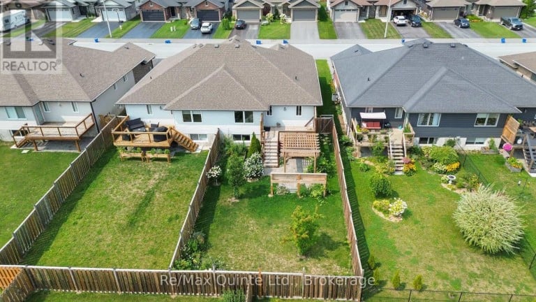 57 HILLSIDE MEADOW DRIVE, Quinte West (Murray Ward), Ontario, K8V0J5