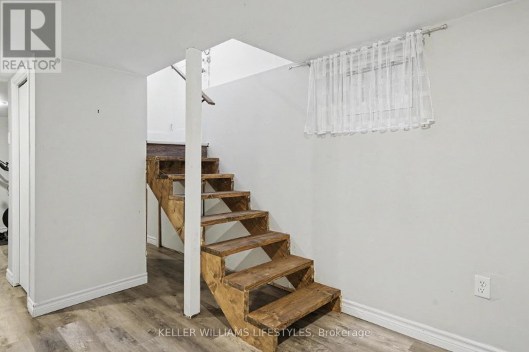31 GERRARD STREET, London South (South F), Ontario, N6C4C6