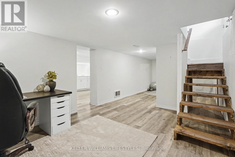 31 GERRARD STREET, London South (South F), Ontario, N6C4C6