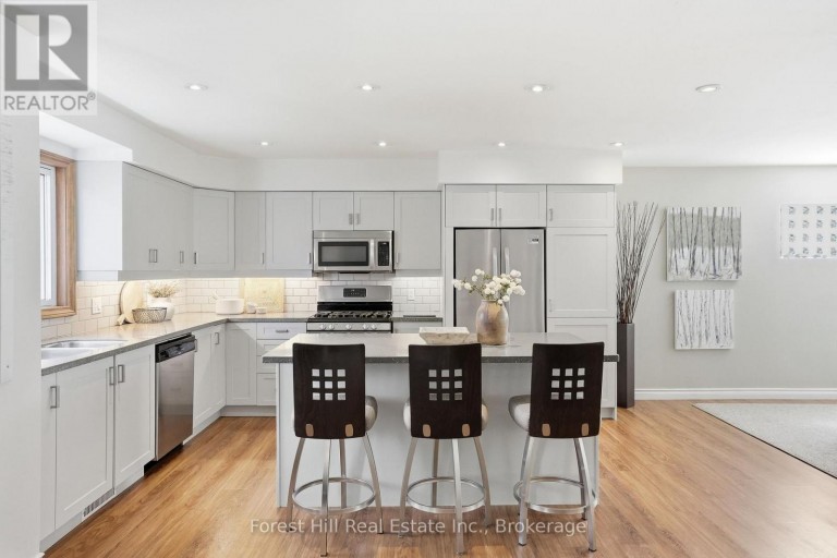 81 ST LAWRENCE STREET, Collingwood, Ontario, L9Y4Y3