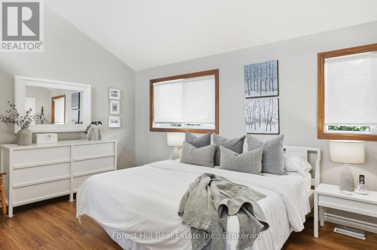81 ST LAWRENCE STREET, Collingwood, Ontario, L9Y4Y3
