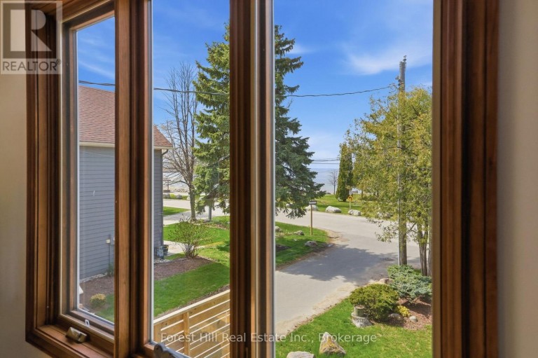 81 ST LAWRENCE STREET, Collingwood, Ontario, L9Y4Y3