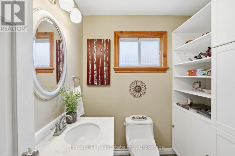 81 ST LAWRENCE STREET, Collingwood, Ontario, L9Y4Y3