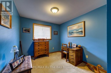 229 DATAS DRIVE E Clearview (Stayner) Ontario photo 19