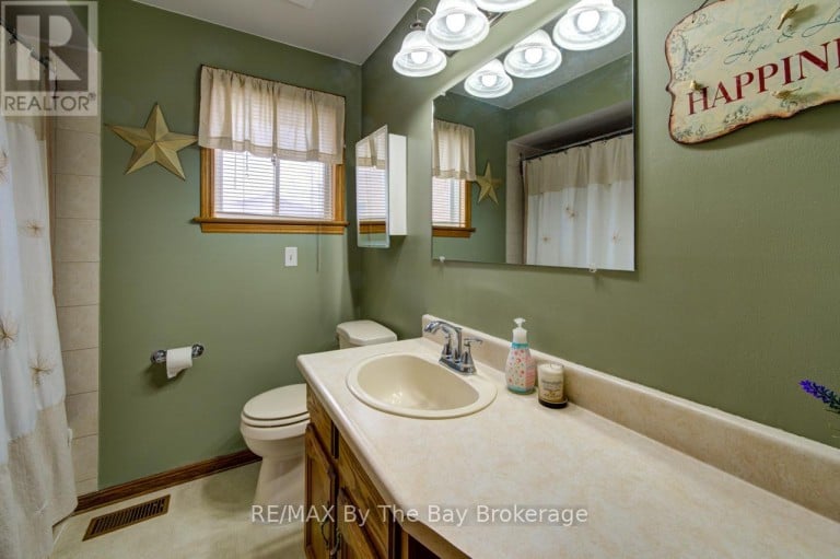 229 DATAS DRIVE E, Clearview (Stayner), Ontario, L0M1S0