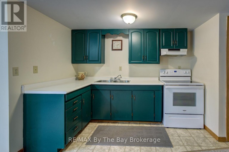 229 DATAS DRIVE E, Clearview (Stayner), Ontario, L0M1S0