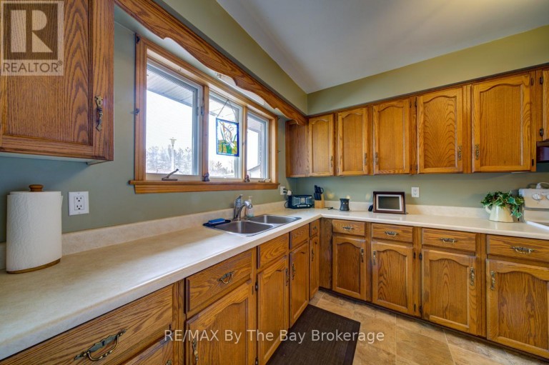 229 DATAS DRIVE E, Clearview (Stayner), Ontario, L0M1S0