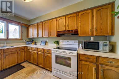 229 DATAS DRIVE E Clearview (Stayner) Ontario photo 9