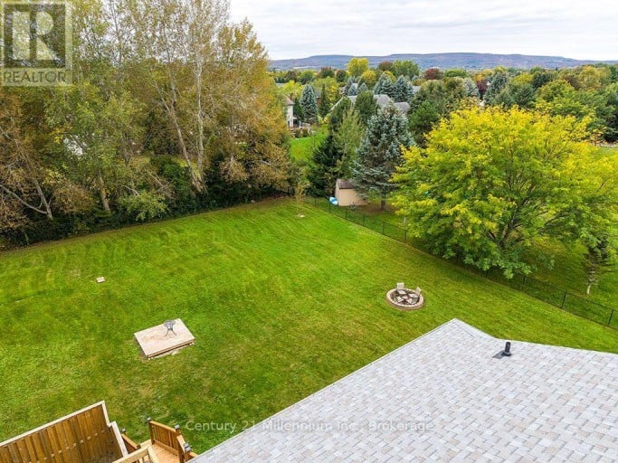 46 DONALD AVENUE, Clearview (Nottawa), Ontario, L0M1P0