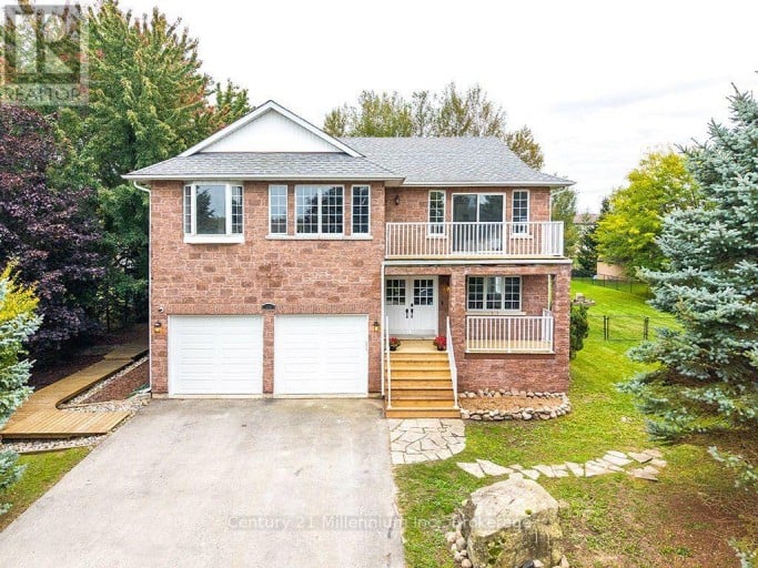 46 DONALD AVENUE, Clearview (Nottawa), Ontario, L0M1P0