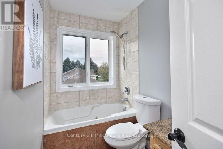 46 DONALD AVENUE, Clearview (Nottawa), Ontario, L0M1P0