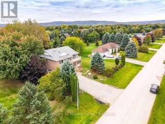 46 DONALD AVENUE Clearview (Nottawa) Ontario photo 4