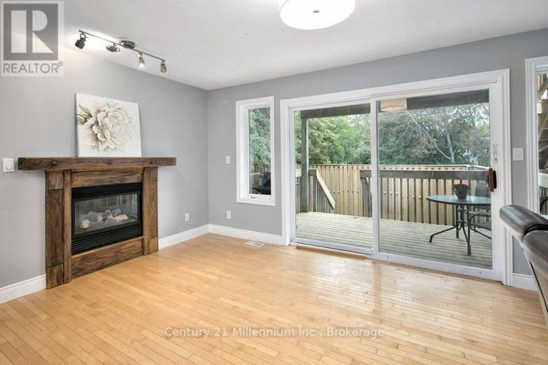 46 DONALD AVENUE, Clearview (Nottawa), Ontario, L0M1P0