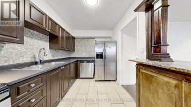 1808 - 10 EDGECLIFF GOLFWAY Toronto (Flemingdon Park) Ontario photo 15