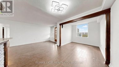 1808 - 10 EDGECLIFF GOLFWAY Toronto (Flemingdon Park) Ontario photo 16