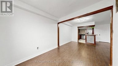 1808 - 10 EDGECLIFF GOLFWAY Toronto (Flemingdon Park) Ontario photo 18