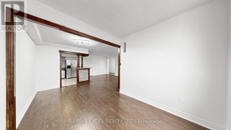 1808 - 10 EDGECLIFF GOLFWAY, Toronto (Flemingdon Park), Ontario, M3C3A3