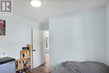 43 HENWOOD STREET Northern Bruce Peninsula Ontario photo 15