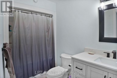 43 HENWOOD STREET Northern Bruce Peninsula Ontario photo 18