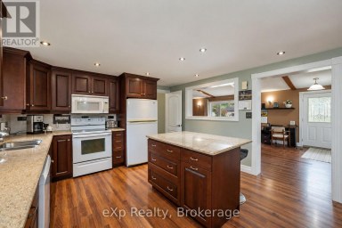 350144 BAYSHORE ROAD Meaford Ontario photo 8