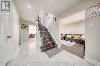 46 HEARNE CRESCENT Ajax (Central) Ontario photo 4