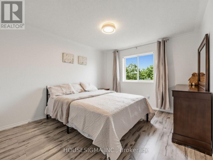 554 ALDERSHOT DRIVE, Oshawa (Eastdale), Ontario, L1K2S5