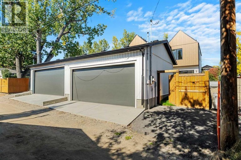725 53 Avenue SW, Calgary, Alberta, T2V0C4