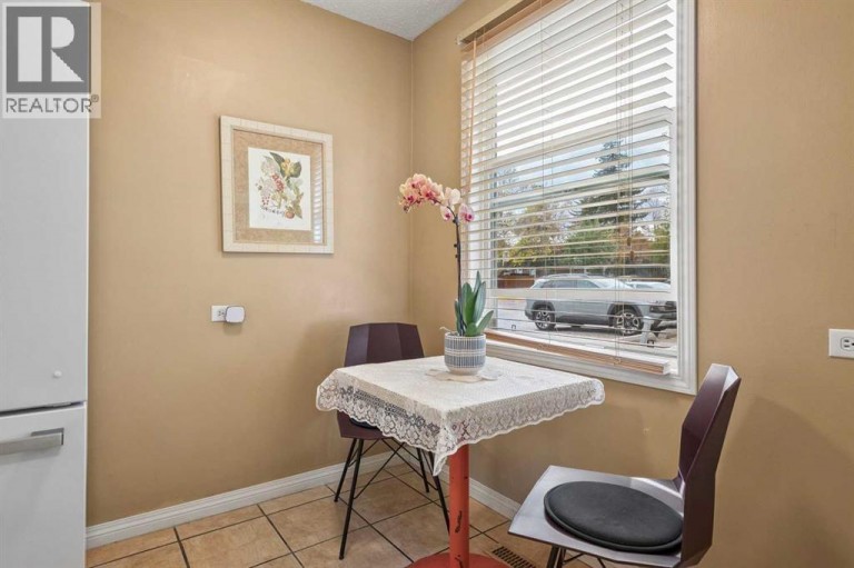 23, 330 Canterbury Drive SW, Calgary, Alberta, T2W1H6