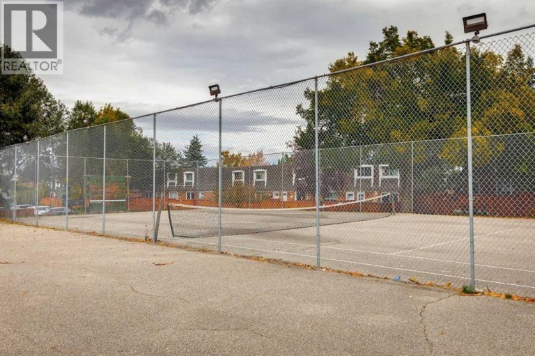 23, 330 Canterbury Drive SW, Calgary, Alberta, T2W1H6