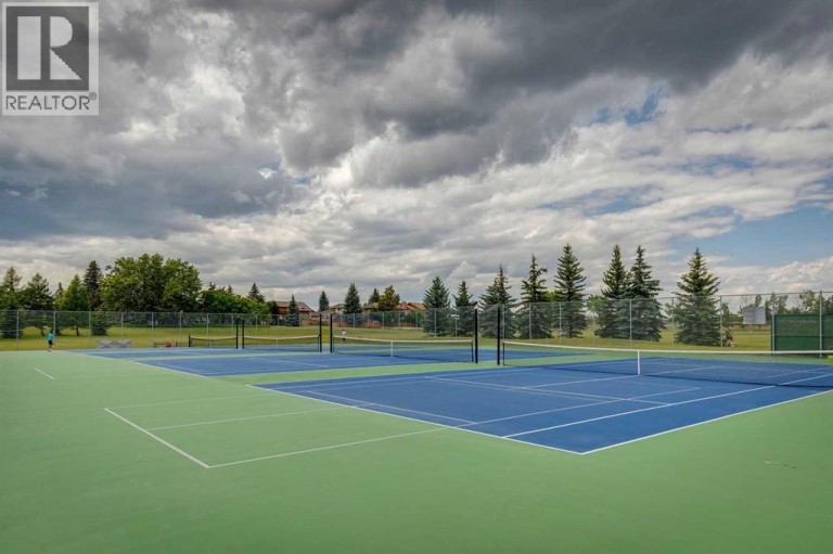 23, 330 Canterbury Drive SW, Calgary, Alberta, T2W1H6