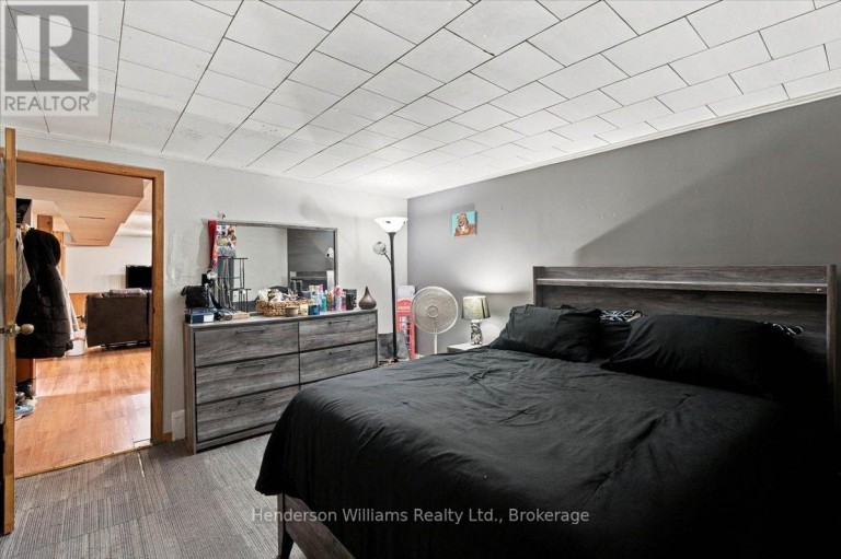 200 COLLEGE STREET E, Belleville (Belleville Ward), Ontario, K8N2V7