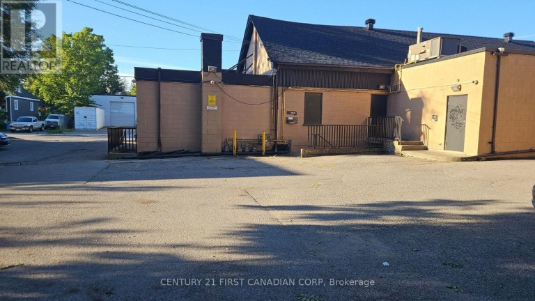 UPPER - 89 WHARNCLIFFE ROAD N, London North (North N), Ontario, N6H2A7